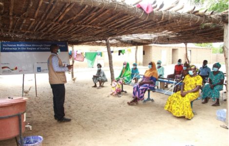 Reunión de formación a mujeres en Mali